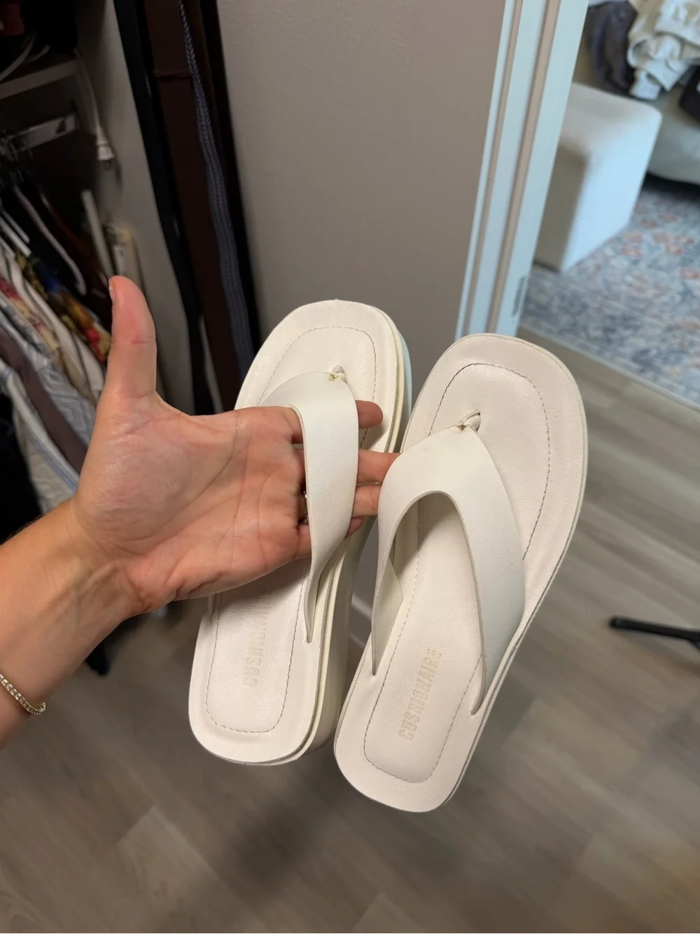 Women's White Platform Thong Sandals - Elevated Casual Flip Flops